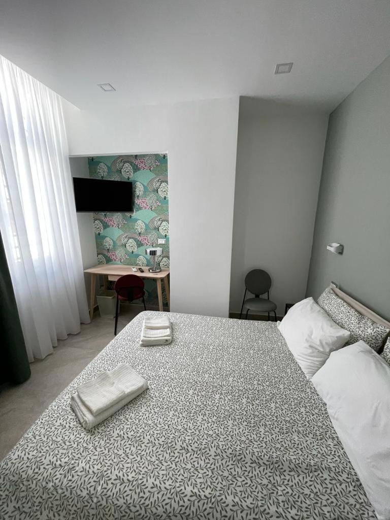 Domus Cervantes Apartment Naples Exterior photo